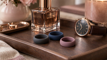 Three smooth silicone rings in charcoal